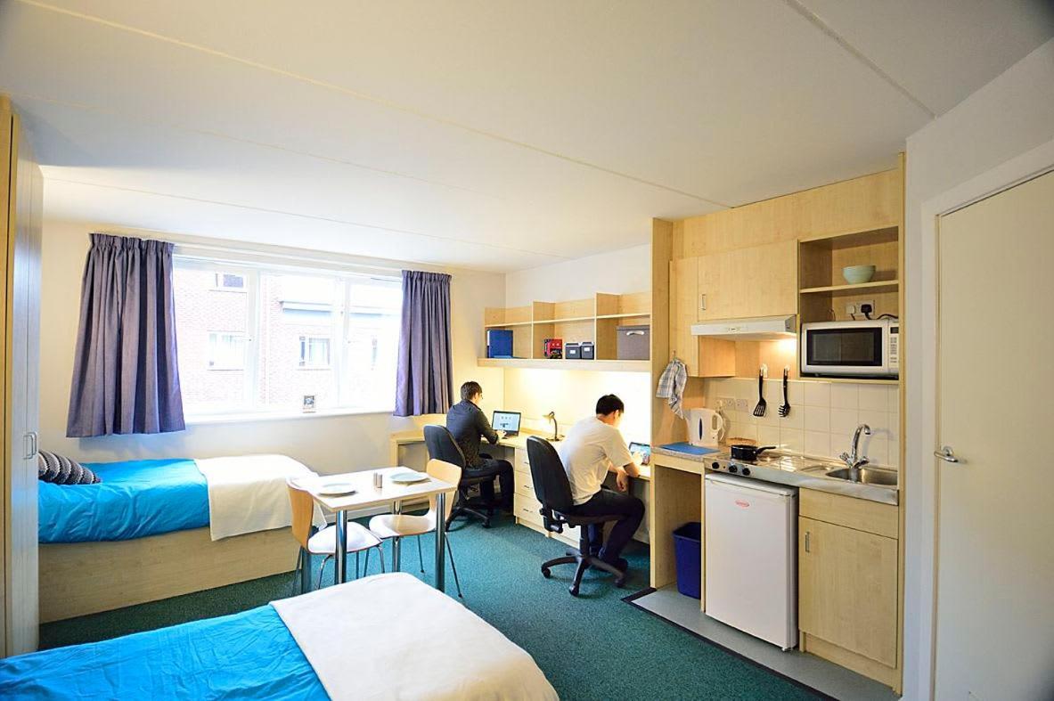 Appartement Broadgate Park Beeston Nottingham Extérieur photo